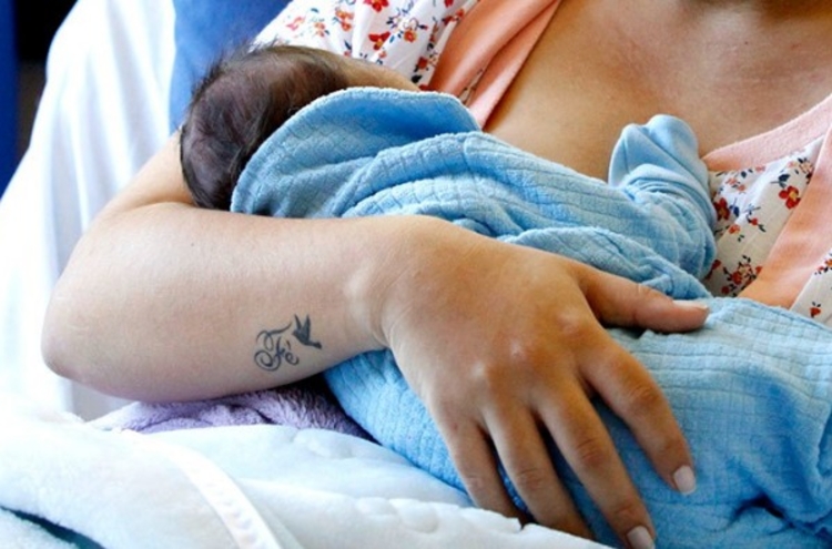 Governo Federal garante licença-maternidade para servidoras temporárias