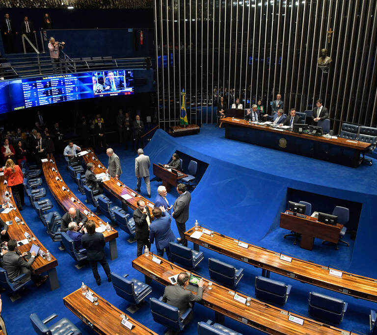 Marco dos seguros avança no Senado e pode ir ao plenário nesta terça