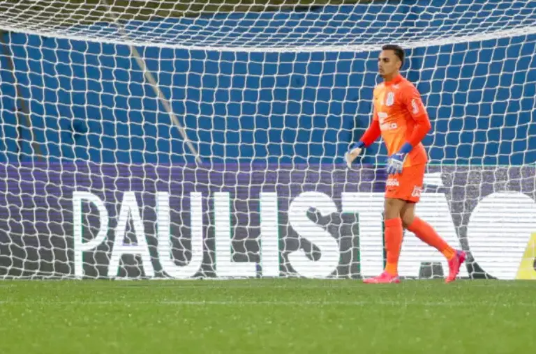 Quem joga? Corinthians perde Carlos Miguel e tenta segurar substituto