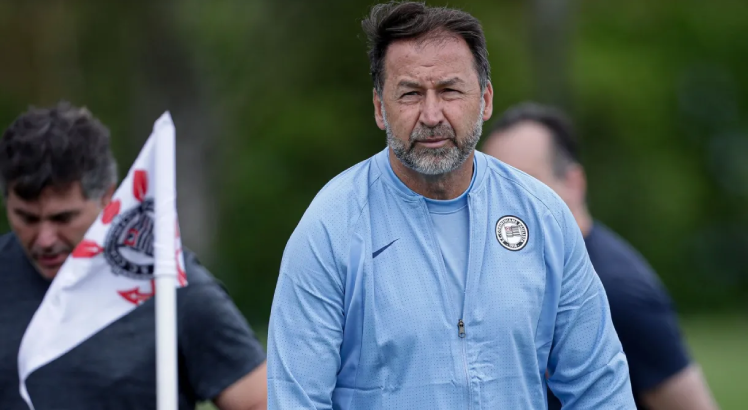 ‘O Corinthians está sangrando’, afirma presidente do clube sobre crise instaurada