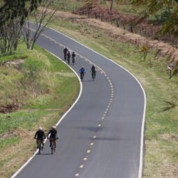 Por quase R$ 7 milhões, Prefeitura vai construir ciclovia até Avencas