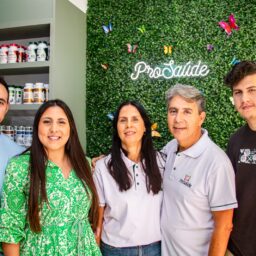 ProSaúde atrai clientes com produtos naturais, fitoterápicos e suplementos