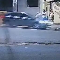 Homem é atropelado quando varria calçada e condutora foge do local do acidente