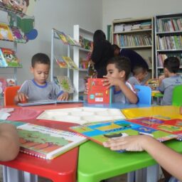 Educação de Vera Cruz inclui aulas de inglês na educação infantil e ensino fundamental