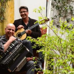 Teatro do Sesi de Marília recebe três shows gratuitos de música nordestina