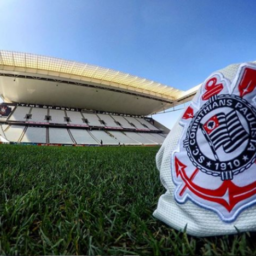 Corinthians define alvos e busca dinheiro até julho para reforçar time