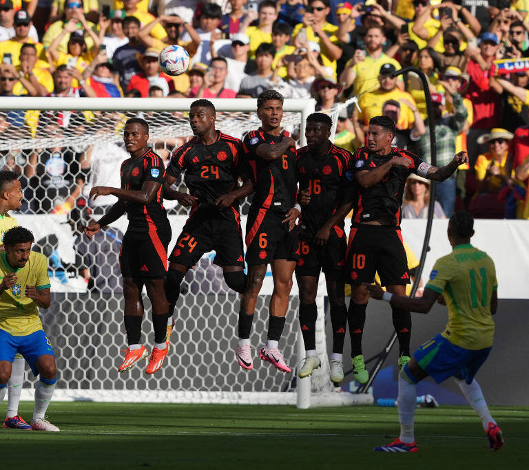 Brasil empata com a Colômbia e vai encarar o Uruguai nas quartas de final da Copa América