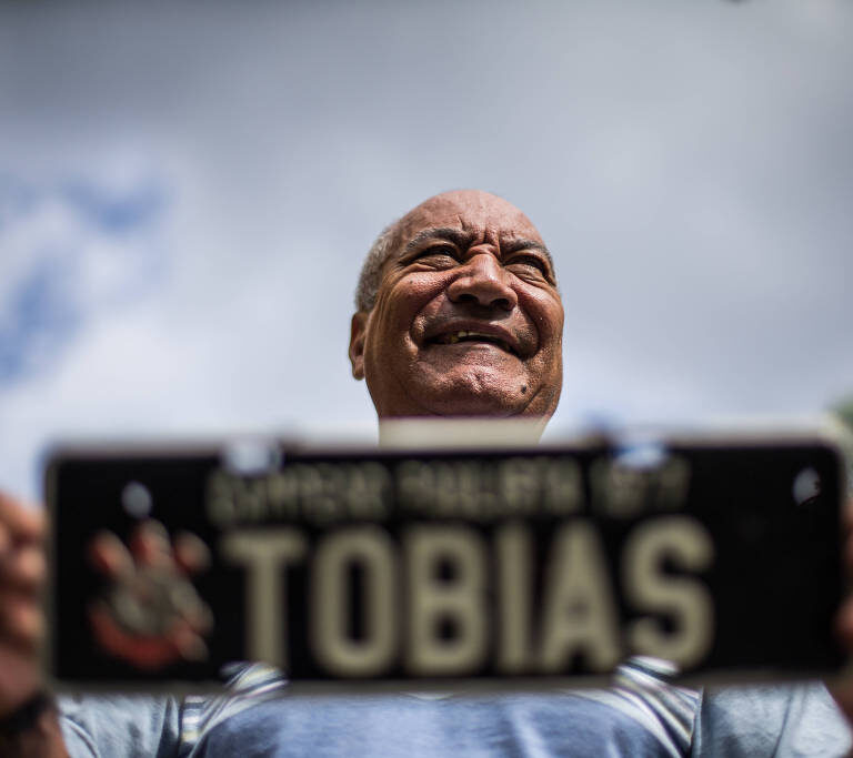 Ídolo do Corinthians nos anos 1970, ex-goleiro Tobias morre aos 75 anos