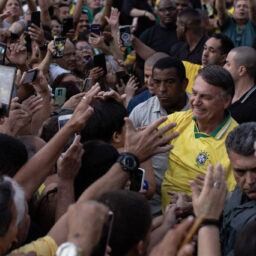 Bolsonaro troca lives de 2020 por viagens em 2024 para eleger prefeitos aliados