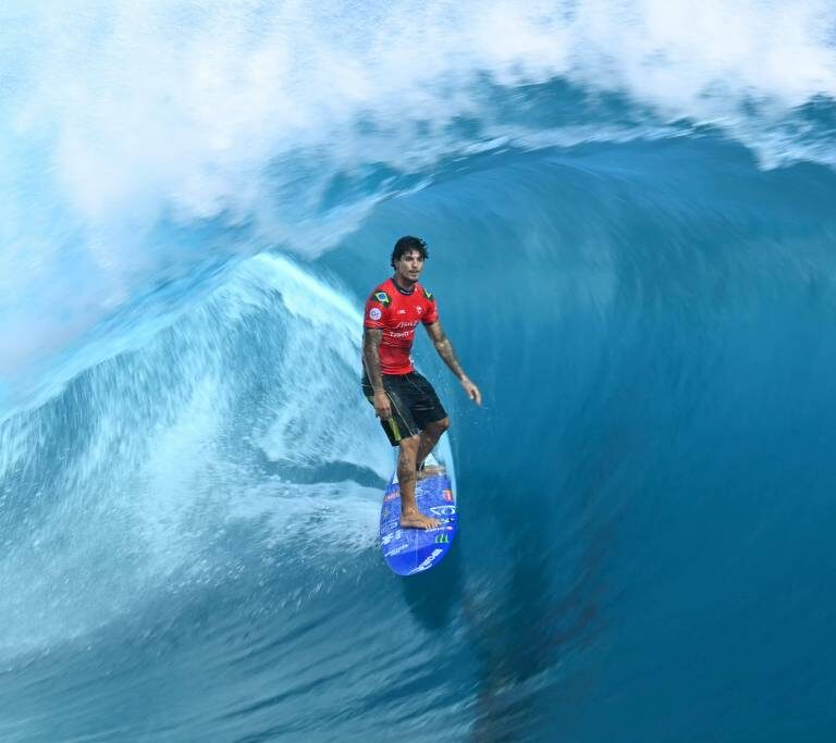 Gabriel Medina tem obstáculos em busca de medalha de ouro no surfe