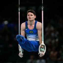 Diogo Soares encaminha vaga à final do individual geral na ginástica artística