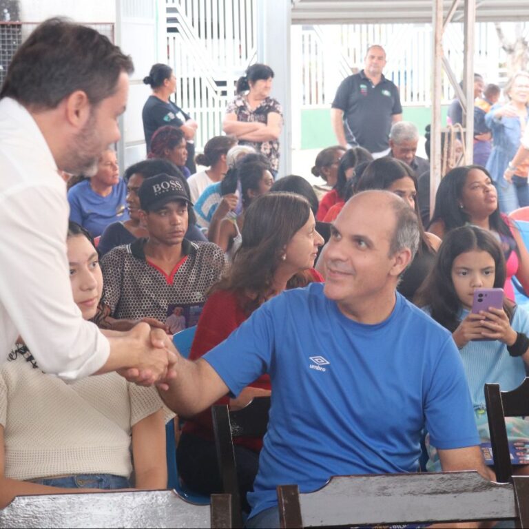 Ricardo Mustafá reúne cerca de 100 na zona sul e ouve demanda da população