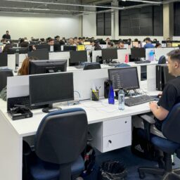 Avance inclui jovem no mercado de trabalho e abre mais de 100 vagas em Marília