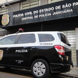 Mulher é tirada à força de motocicleta e roubada na zona norte; ‘sua mãe me deve’