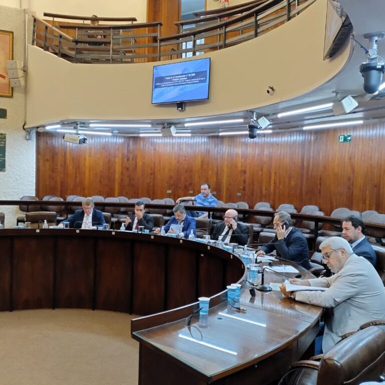 Câmara aprova abertura de crédito de R$ 40 mi para Educação e Saúde