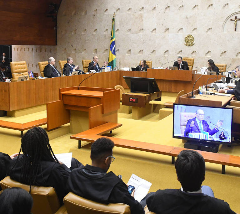 STF volta do recesso com julgamento de PEC de Bolsonaro e audiência sobre emendas