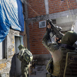 Comerciantes pararam de pagar milícia dois meses antes de megaoperação no centro de SP