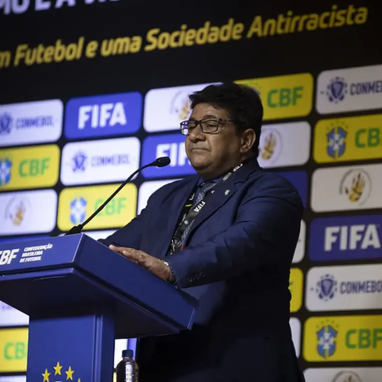 Presidente da CBF admite erros de árbitros e diz por que não demite Sene