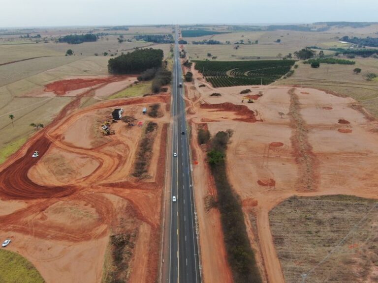 Duplicação de 22 km da SP-333 em Guarantã deve durar pelo menos seis meses