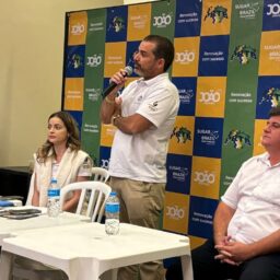 João Pinheiro apresenta plano de governo em comitê de Marília