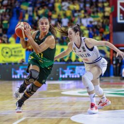 Ourinhos Basquete contrata Caca, jogadora da seleção brasileira