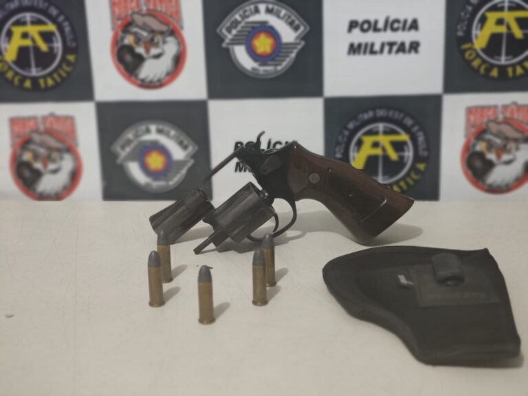 Homem é detido com arma em Garça durante operação da Polícia Militar