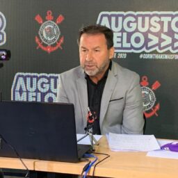 Processo de impeachment de Augusto Melo é instaurado no Corinthians