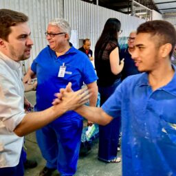 Vinicius apresenta Plano de Governo a trabalhadores da indústria e operários