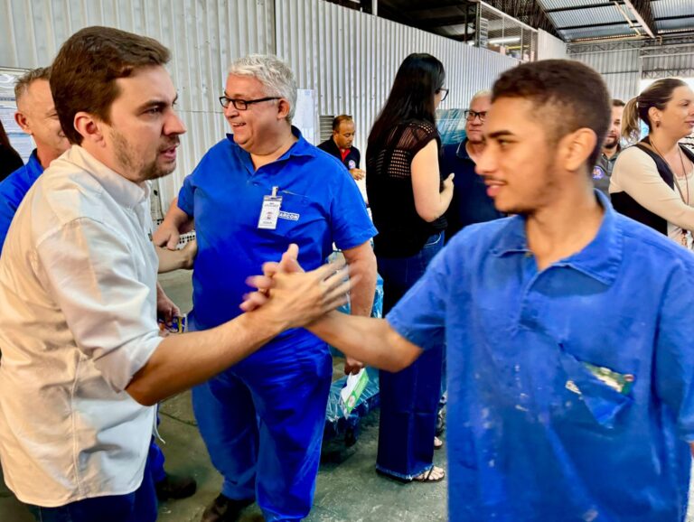 Vinicius apresenta Plano de Governo a trabalhadores da indústria e operários