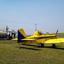 Com apoio aéreo, Pompeia luta contra incêndio de grandes proporções desde sábado