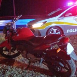 Em fuga alucinante, homem rouba moto em Vera Cruz e foge pela SP-294