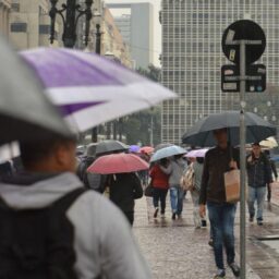 Chuva volta a São Paulo nesta sexta-feira e deixa o fim de semana mais fresco