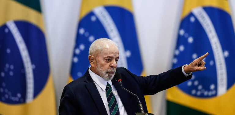 Lula assina medida provisória com crédito de até R$ 550 mi para combate a incêndios