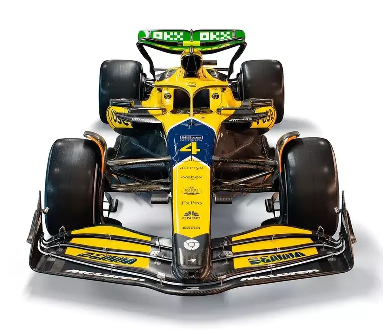 McLaren apresenta nova pintura com homenagem a Senna e ídolos da equipe