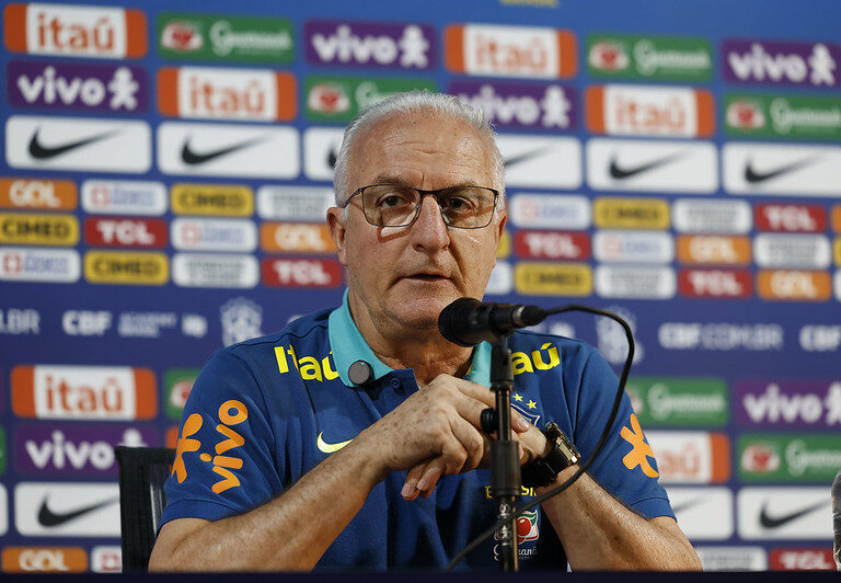 Dorival busca formação ideal para vencer o Peru e deslanchar nas Eliminatórias