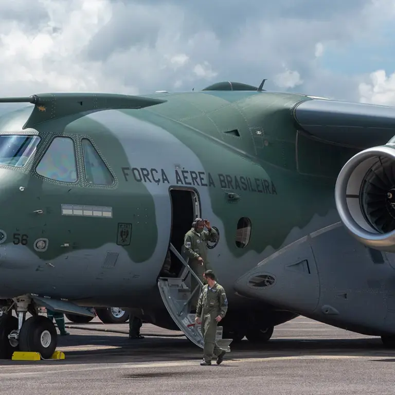 Voos da Força Aérea Brasileira resgataram 77 estrangeiros do Líbano