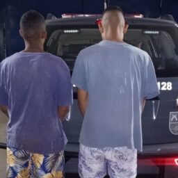 Dupla que fugiu da prisão em Marília pega carona até Bauru, mas se depara com o Baep