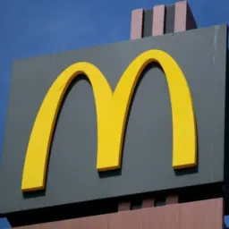 McDonald’s tem queda nas vendas pelo mundo pelo segundo trimestre seguido