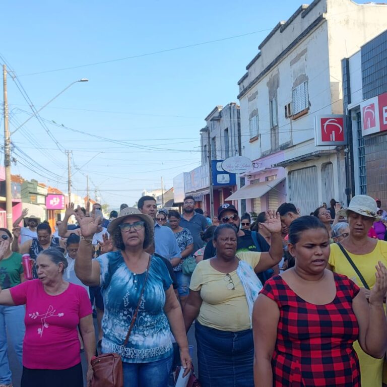 Vera Cruz sedia 3ª Marcha para Jesus com show de cantora vencedora do Grammy Latino