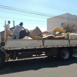 Mutirão de Garça soma 31 toneladas de lixo recolhidas e segue para mais bairros