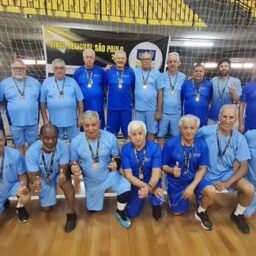 Voleibol adaptado de Marília disputa a final estadual da Super Liga Melhor Idade