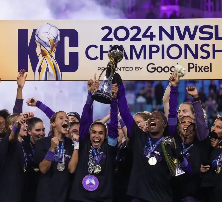 Marta é campeã com Orlando Pride na liga feminina de futebol nos EUA