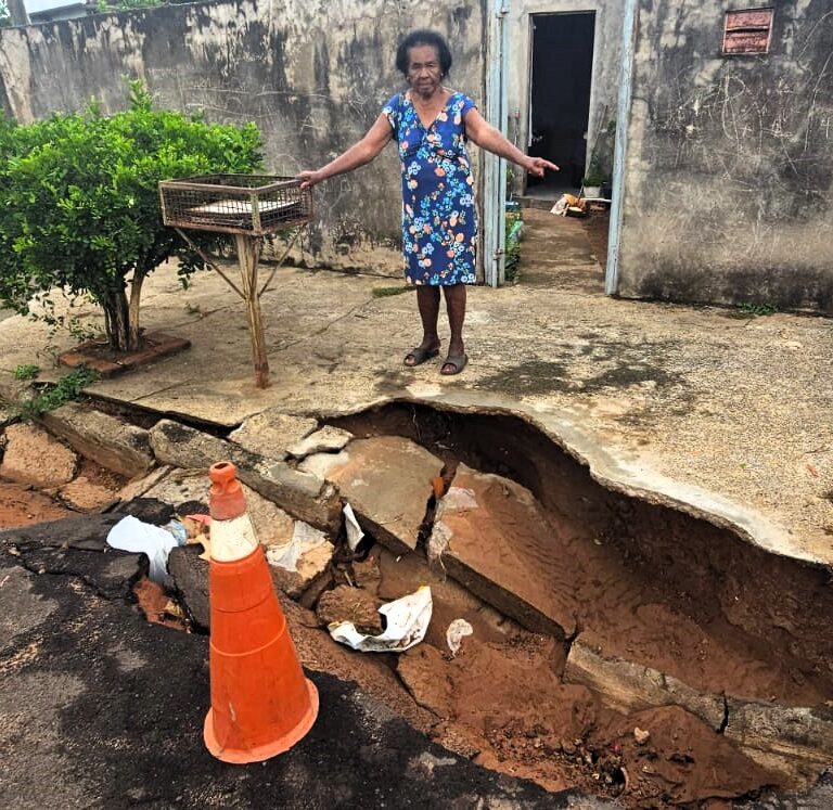 Ruas das periferias de Marília seguem à margem da pavimentação eleitoral