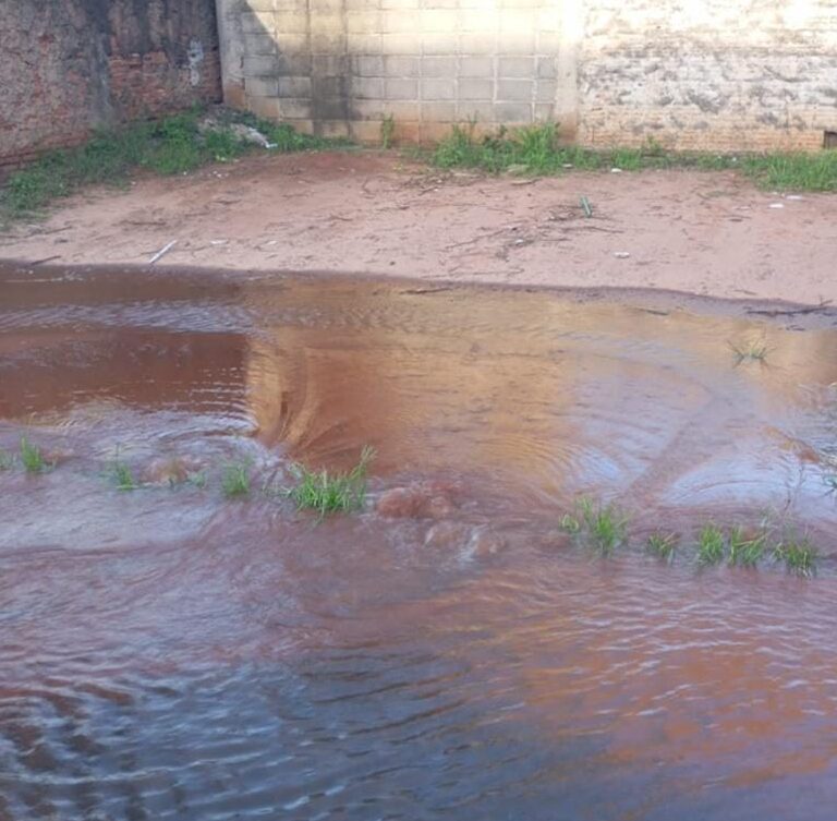 Ruptura em tubulação interrompe abastecimento na zona sul de Marília