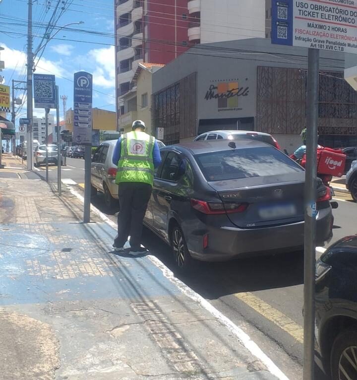 Rizzo Parking amplia opções de pagamento no estacionamento rotativo de Marília