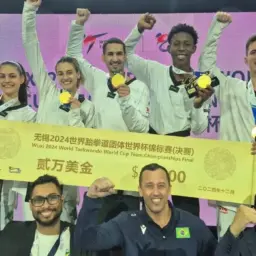 Brasil é bicampeão por equipes na Copa do Mundo de taekwondo na China