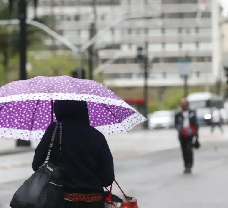 Chuvas fortes devem seguir até o fim de semana em várias regiões do país