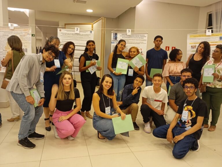 Alunos da escola Sebastião Mônaco são destaque com 11 medalhas em Olimpíada