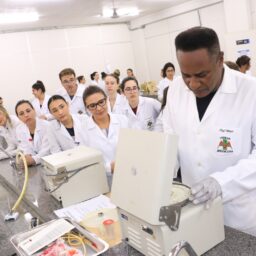 Unimar oferece mais de 1.200 bolsas de estudo pelo ProUni 2025