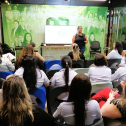 Associação Comercial continua programa de capacitação interna